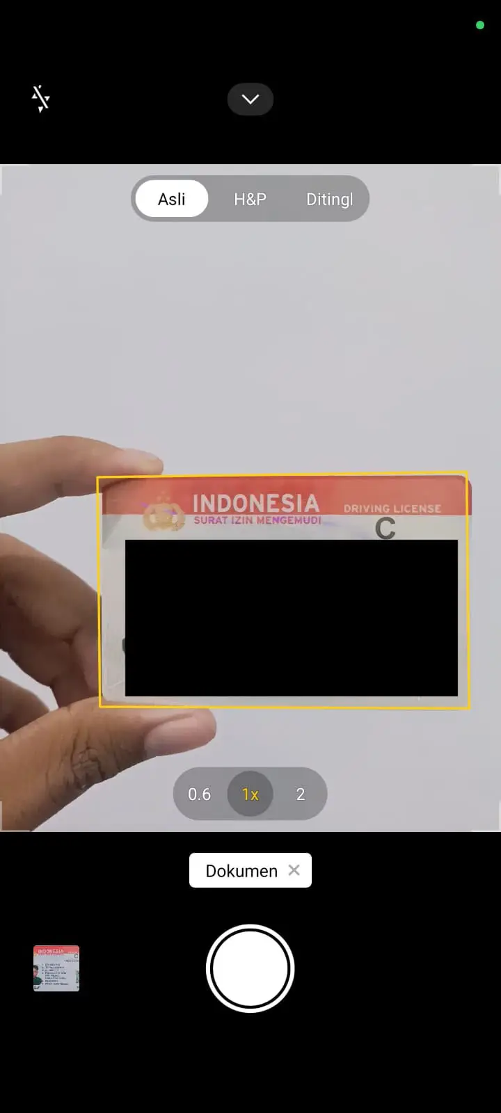 foto dokumen melalui fitur dokumen aplikasi kamera poco